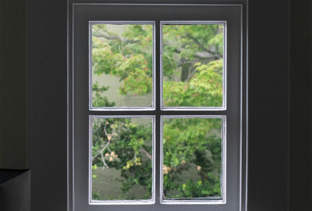 What’s the Difference Between Single-Hung and Double-Hung Replacement Windows?